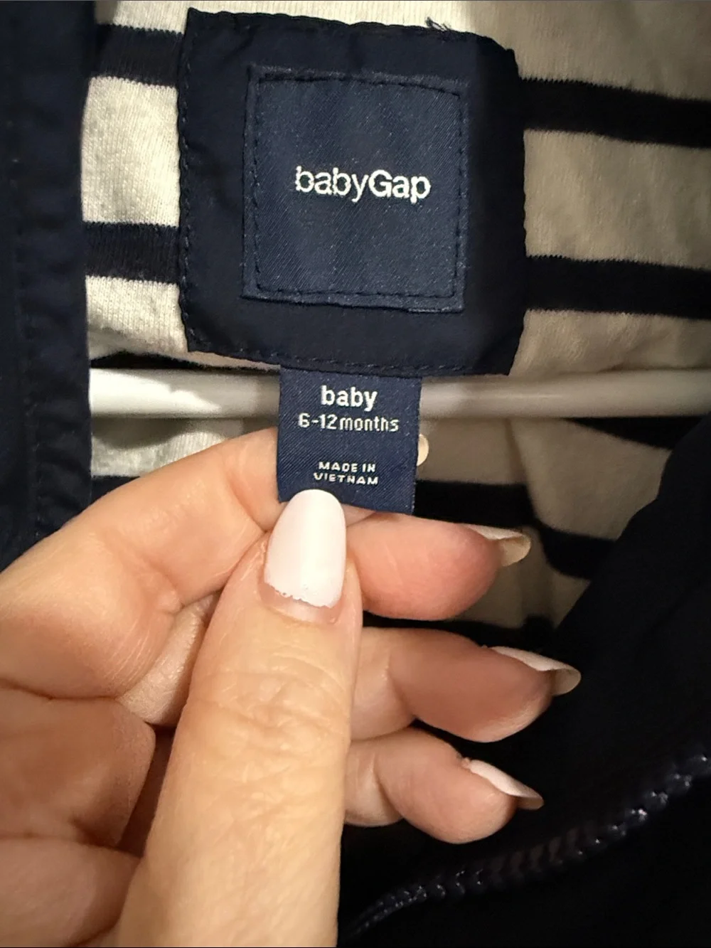 GAP navy puffer